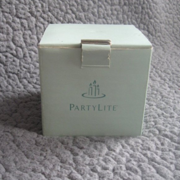 PartyLite Celebration Votive Holder - Picture 2 of 3